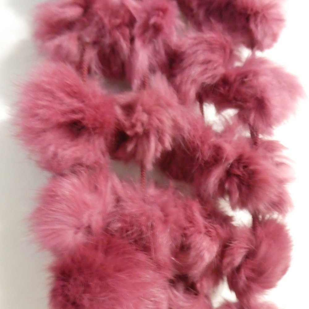LES NANA by TRICOTTO Stunning burgundy pom pom scarf, really soft BNWOT - Picture 3 of 10